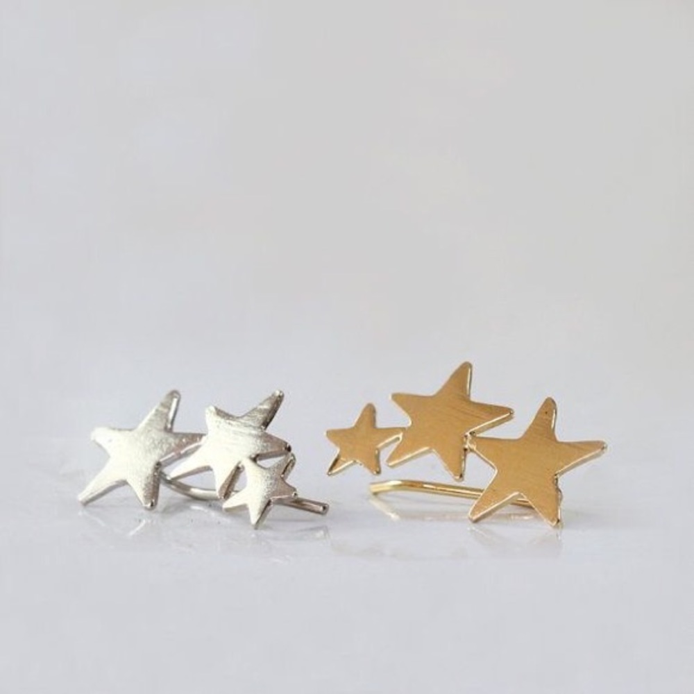 LAST CHANCE ‼️Silver cluster star crawler earring